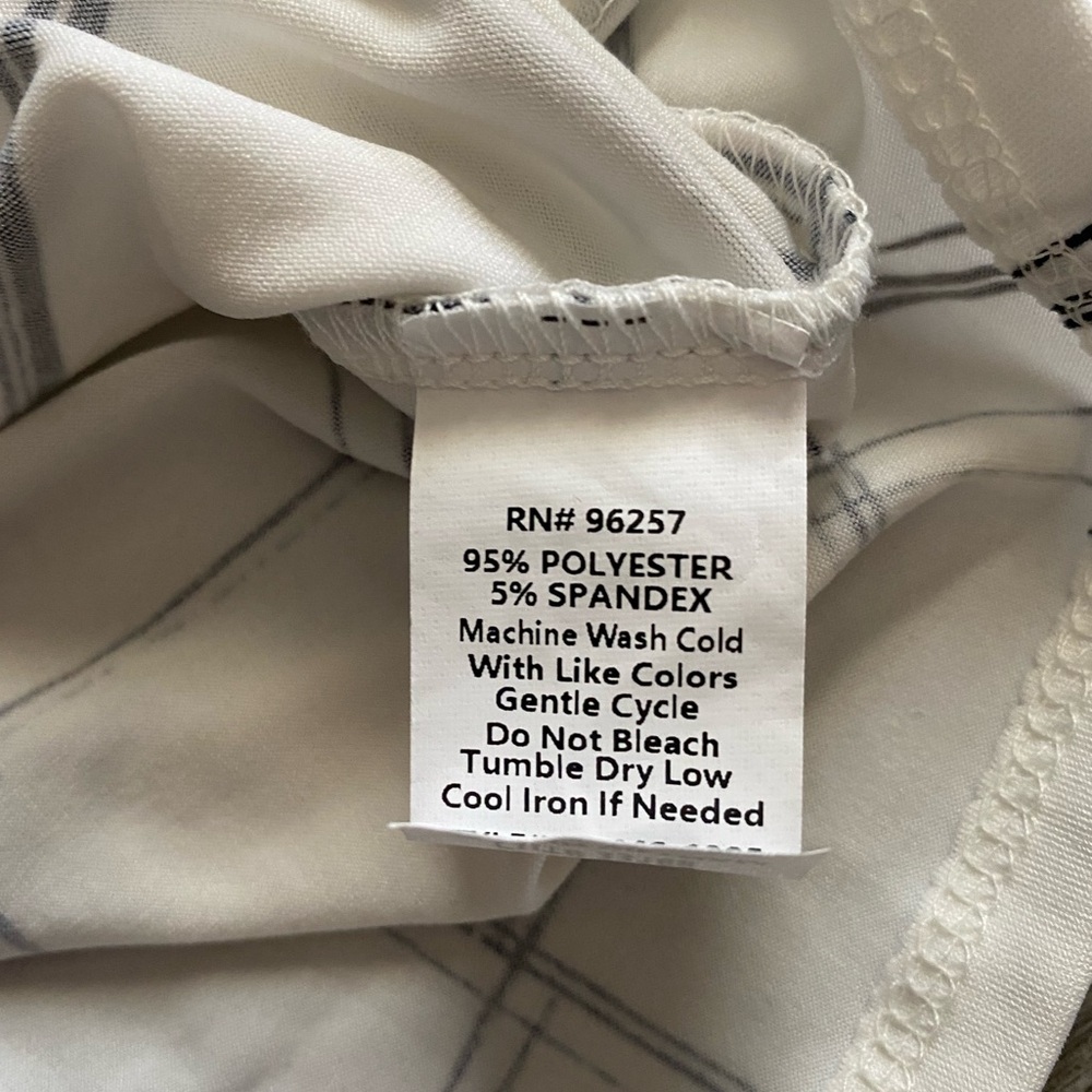 Perseption Concept Window Pane Print Surplice Top… - image 7